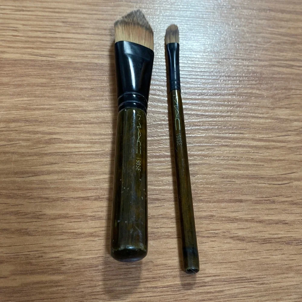 ❤️ MAC Cosmetics Limited Edition Holiday Travel Brushes